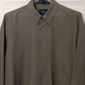 Hagger Khaki Green Long Sleeve Collar . Size XL